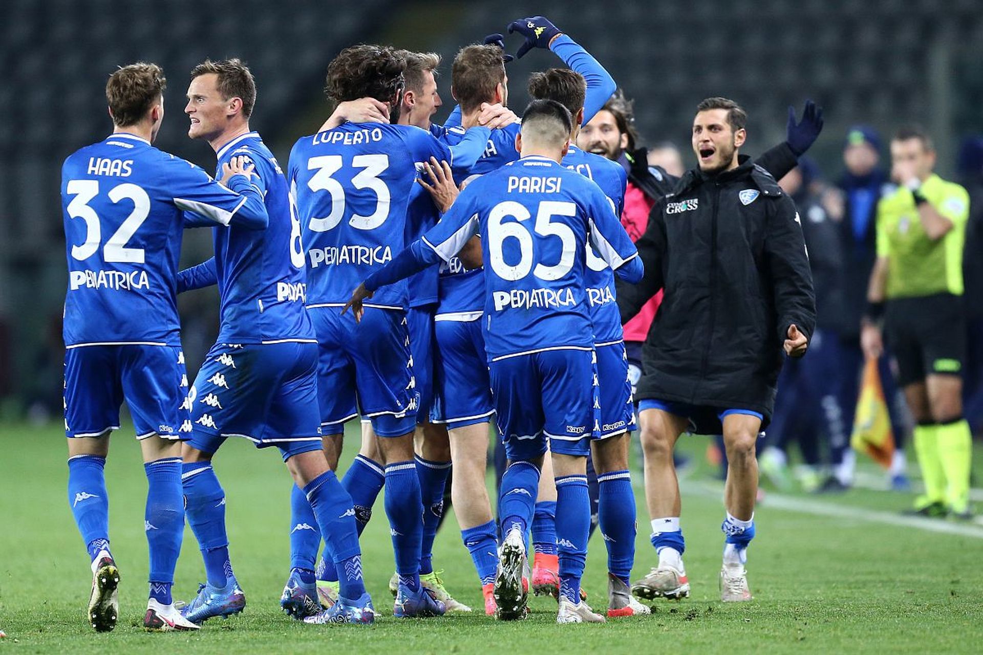 他对球队战 他对球队战