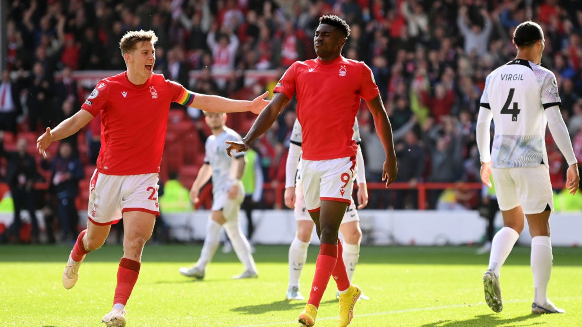 静判断形势 静判断形势